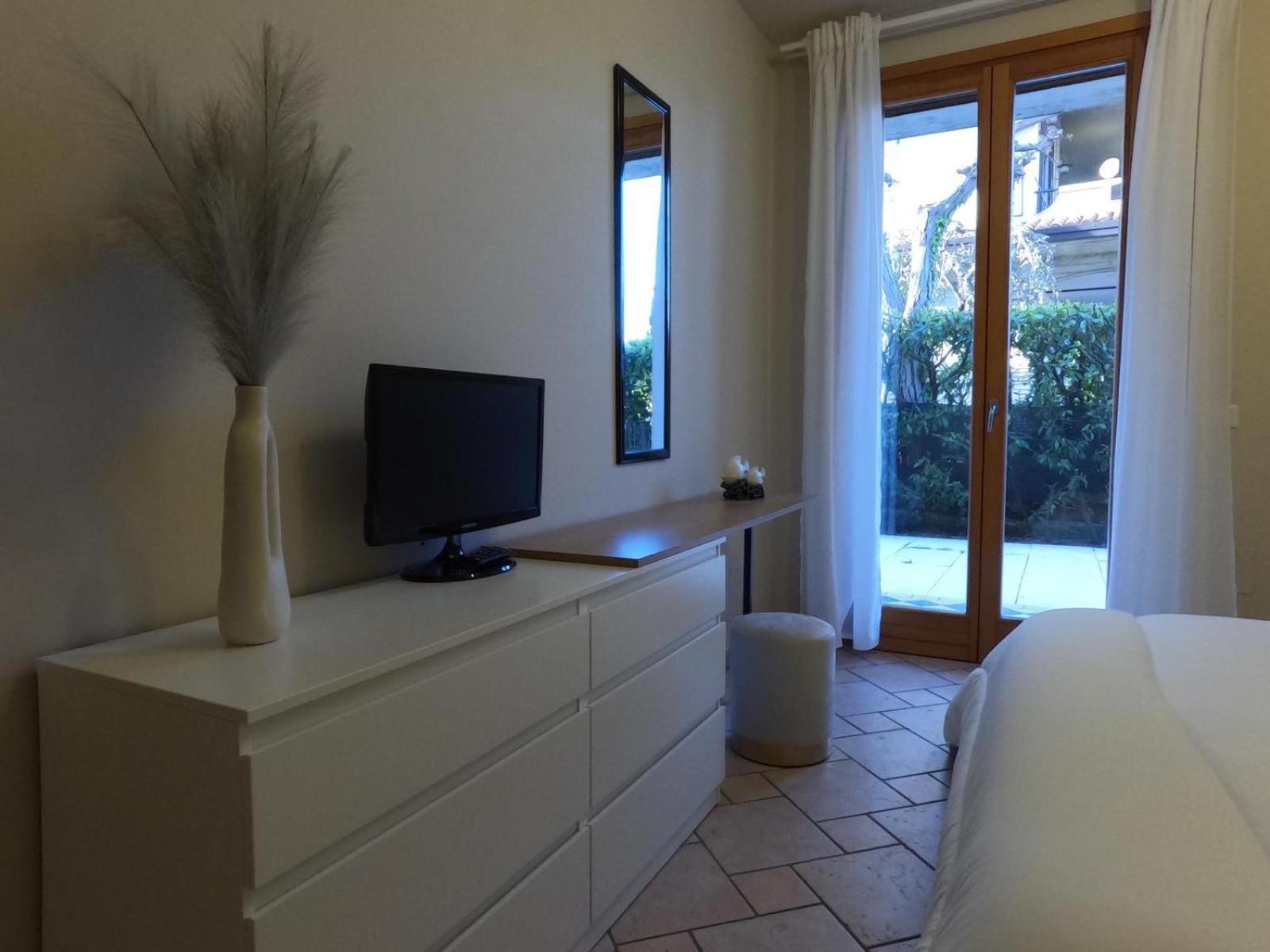 Hoya Apartment Sirmione Zewnętrze zdjęcie